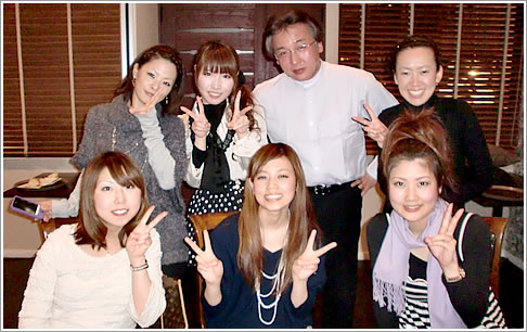 2011.03.29　今日は衛生士佐藤さんの復帰歓迎会です。